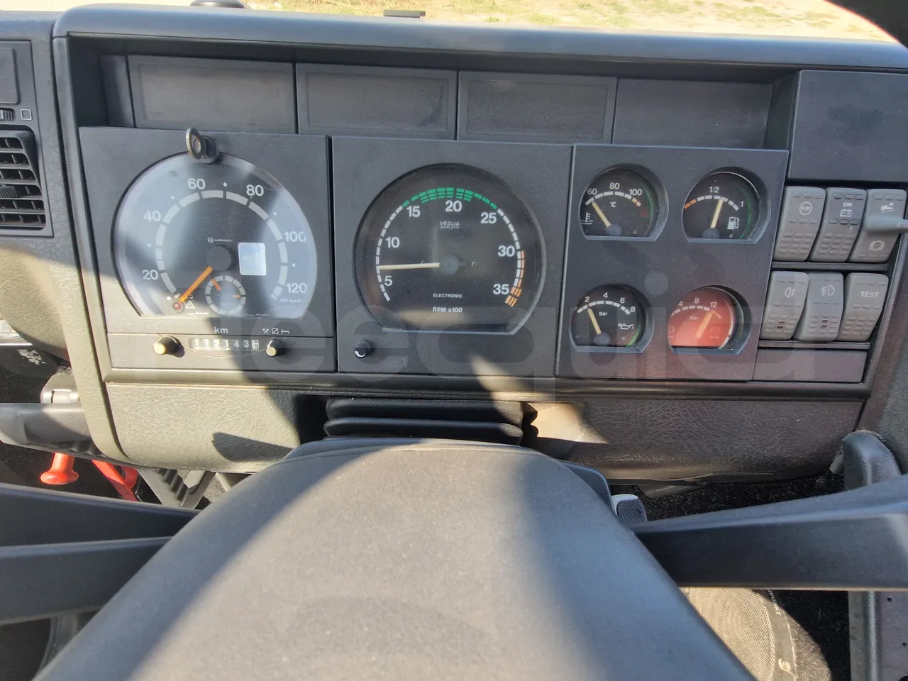 Iveco Mago2 A1AF11B/ Euro 3 - 154 Kw - 8,850 Mt - dashboard lights on