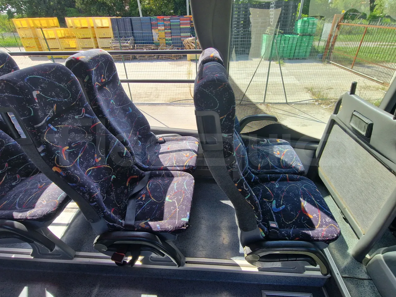 Iveco Mago2 A1AF11B/ Euro 3 - 154 Kw - 8,850 Mt - single seat detail