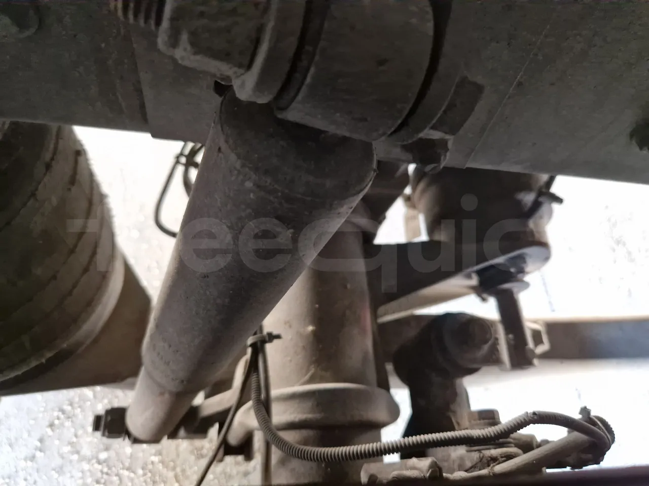 Iveco Mago2 A1AF11B/ Euro 3 - 154 Kw - 8,850 Mt - axle 2 shock absorbers 1 right