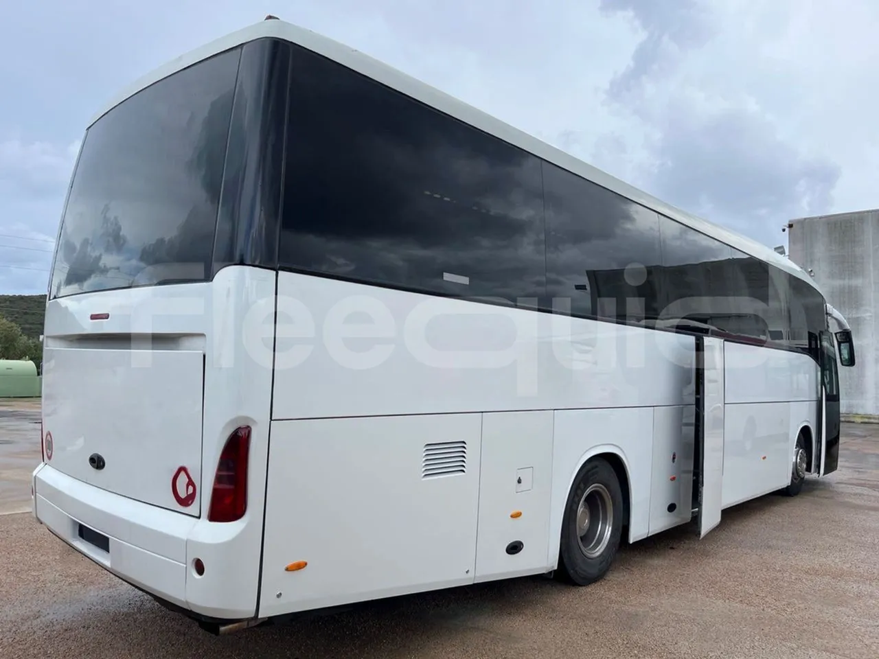 Irisbus 397E.12 397E.12 - Euro5 - 279kW - 12.410mt - 3/4 right rear doors open