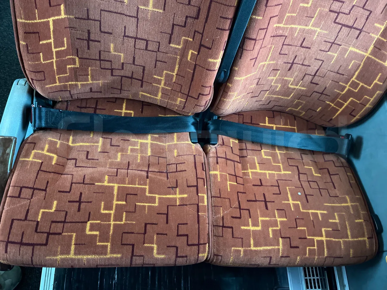 Irisbus 397E.12 397E.12 - Euro5 - 279kW - 12.410mt - central seat safety belt