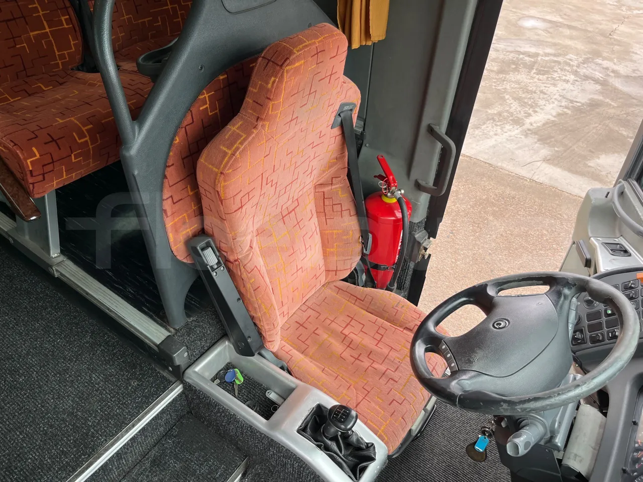 Irisbus 397E.12 397E.12 - Euro5 - 279kW - 12.410mt - driver's seat photo