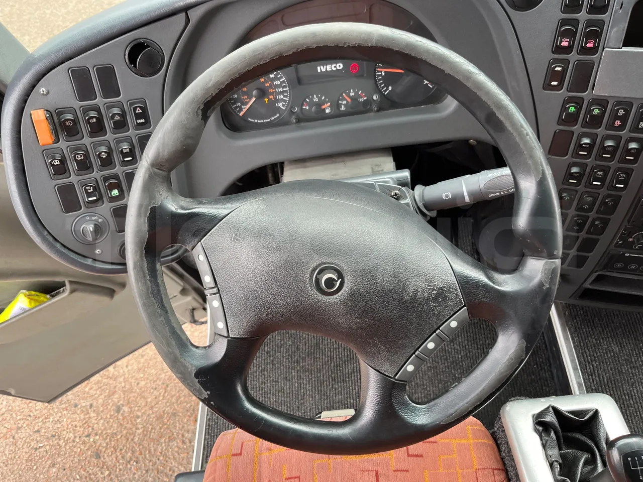 Irisbus 397E.12 397E.12 - Euro5 - 279kW - 12.410mt - steering wheel photo