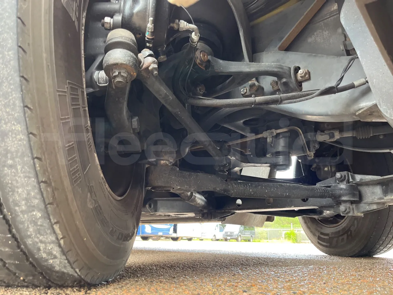 Irisbus 397E.12 397E.12 - Euro5 - 279kW - 12.410mt - front axle right side