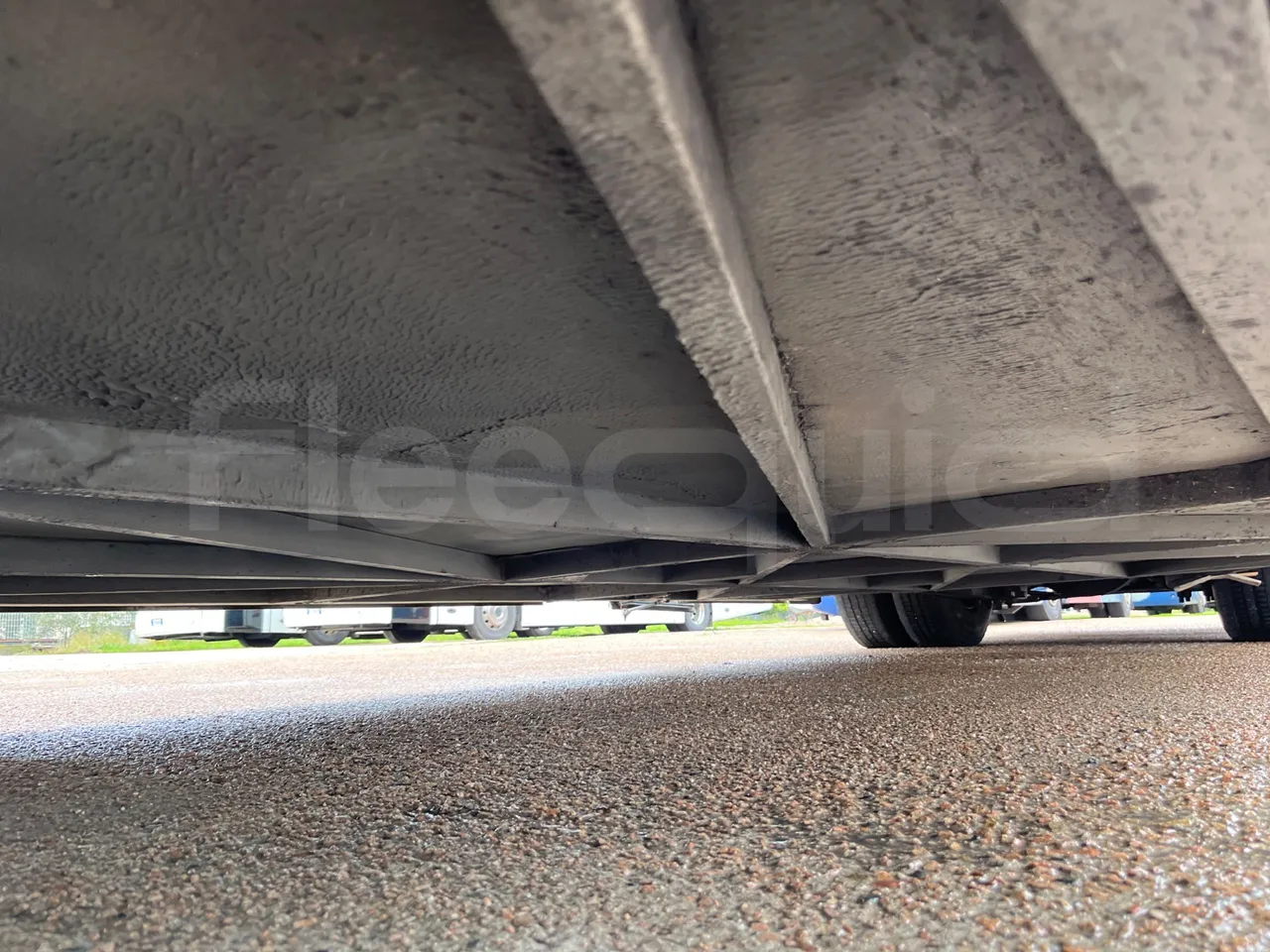 Irisbus 397E.12 397E.12 - Euro5 - 279kW - 12.410mt - central undercarriage photo