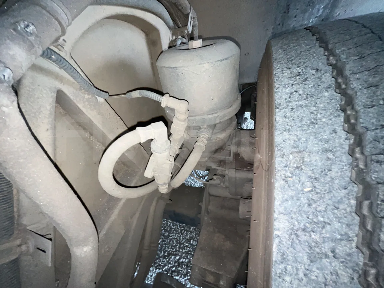 Mercedes-Benz Citaro - Second Axle Caliper Brakes Right Side