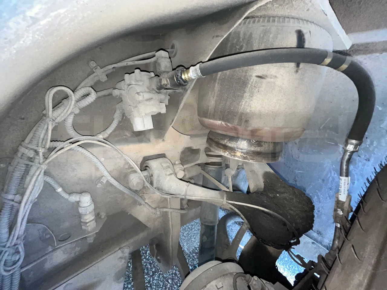 Mercedes-Benz Citaro - First Axle Shock Absorbers Left Side