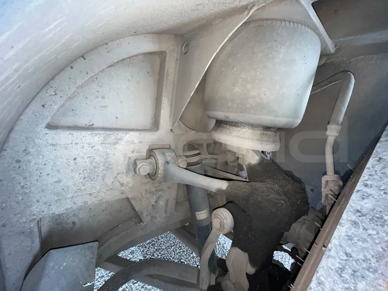 Mercedes-Benz Citaro - First Axle Shock Absorbers Right Side