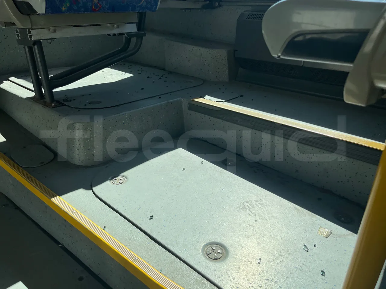 Mercedes-Benz Citaro - floor hatches photo