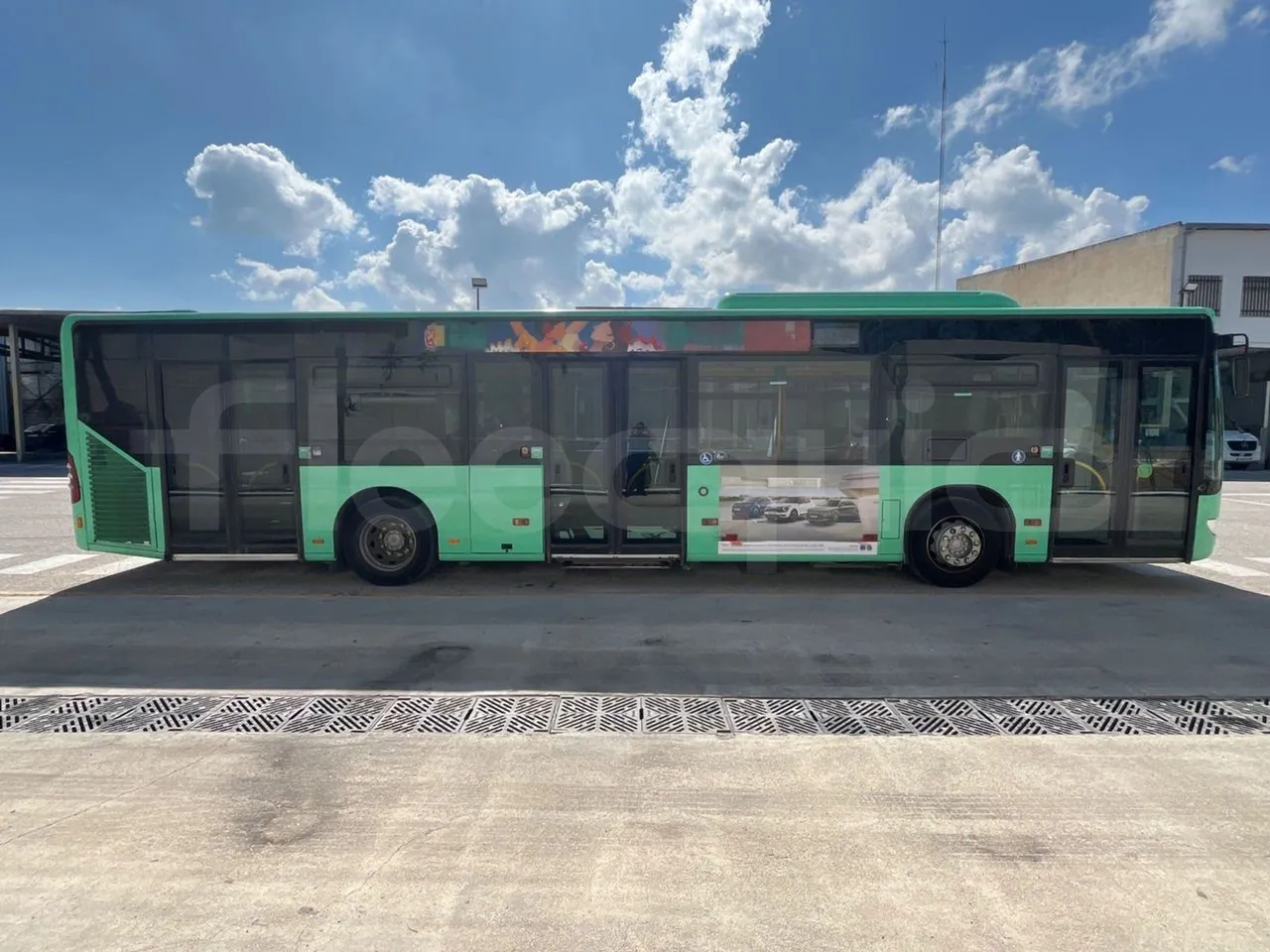 Mercedes-Benz Citaro - Right Side