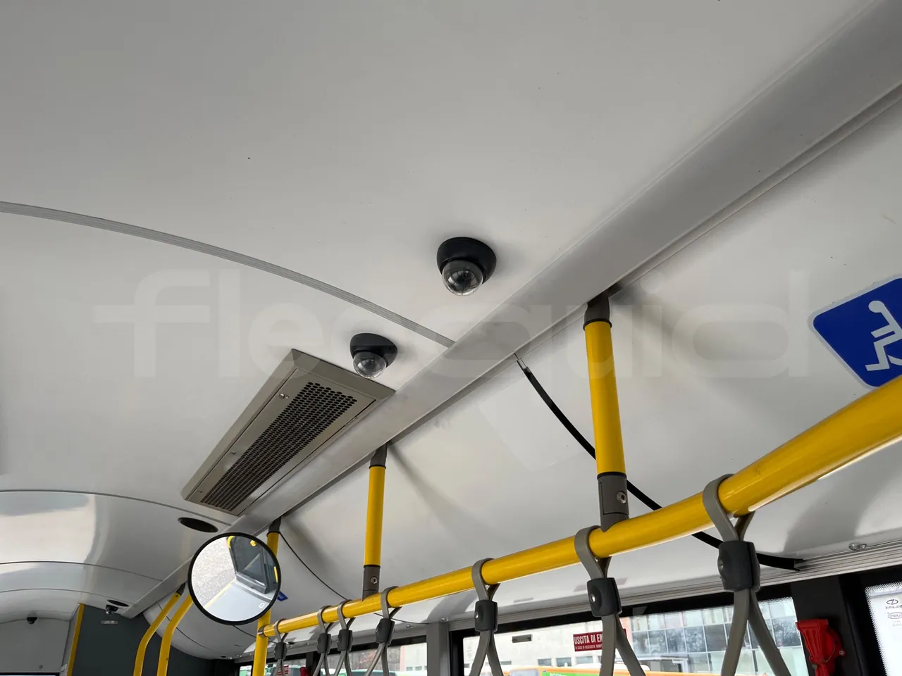 Solaris Urbino 12 - Euro5 - 231kW - 12mt - camera accessories photo