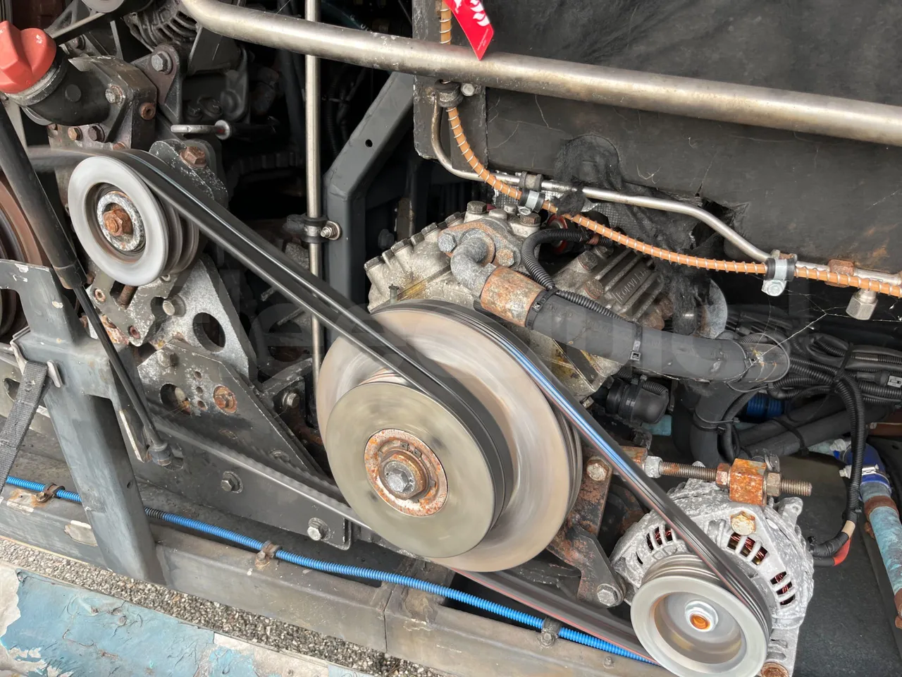 Solaris Urbino 12 - Euro5 - 231kW - 12mt - air conditioning compressor