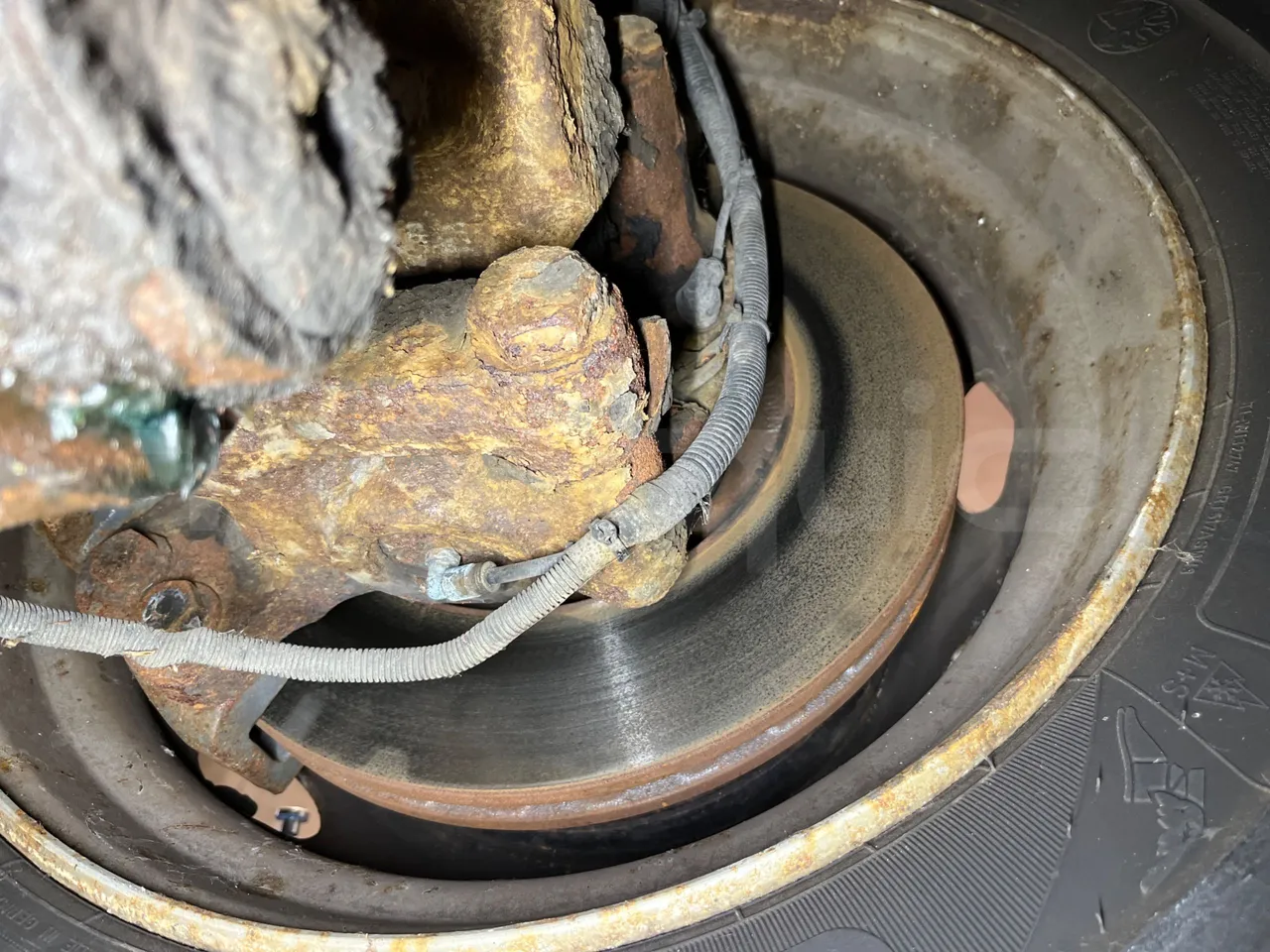 Solaris Urbino 12 - Euro5 - 231kW - 12mt - front discs right