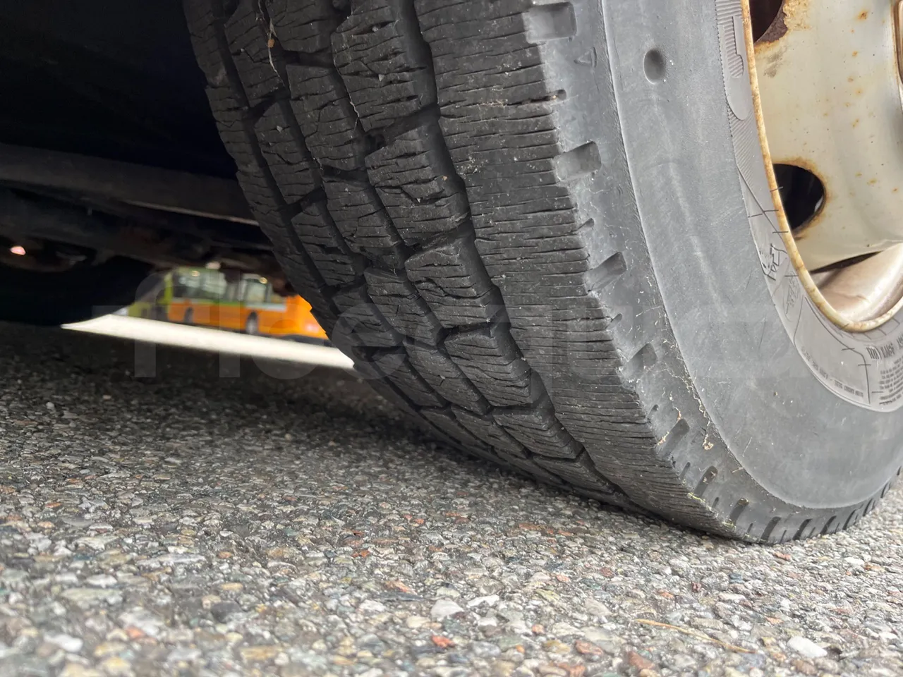 Solaris Urbino 12 - Euro5 - 231kW - 12mt - tread condition second axle tires right