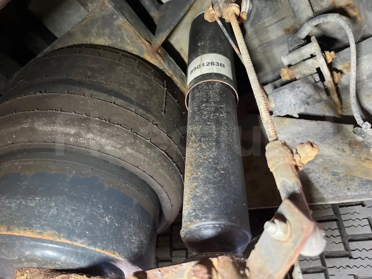 Solaris Urbino 12 - Euro5 - 231kW - 12mt - axle 2 shock absorbers 1 left