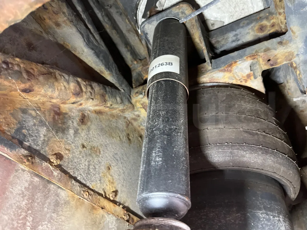 Solaris Urbino 12 - Euro5 - 231kW - 12mt - axle 2 shock absorbers 2 left