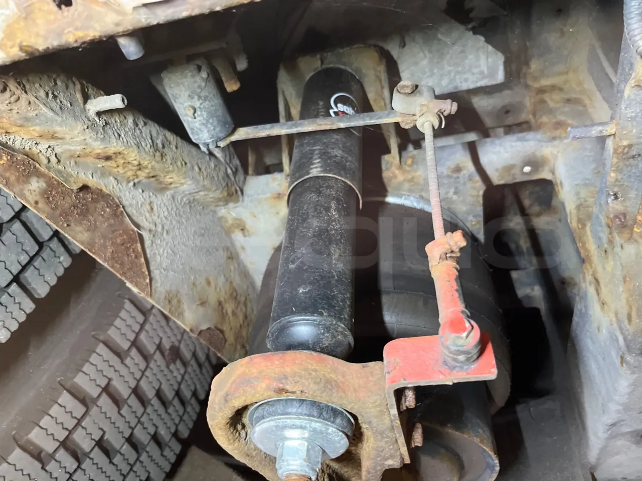 Solaris Urbino 12 - Euro5 - 231kW - 12mt - axle 2 shock absorbers 1 right