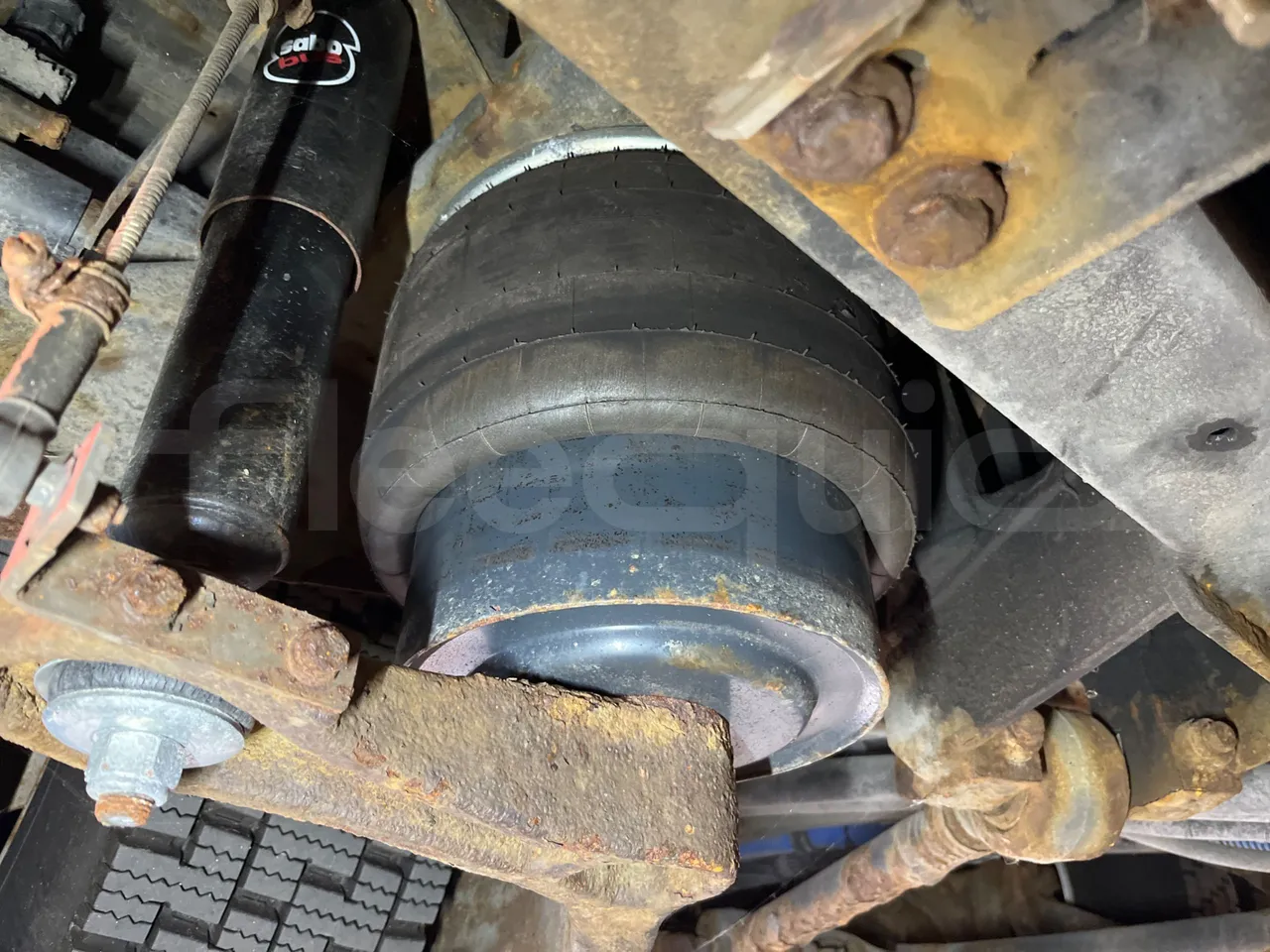 Solaris Urbino 12 - Euro5 - 231kW - 12mt - axle 2 shock absorbers 2 left