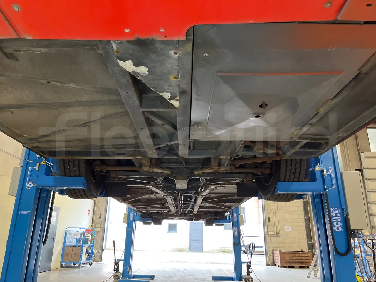 Solaris Urbino 12 - Euro5 - 231kW - 12mt - front undercarriage from front
