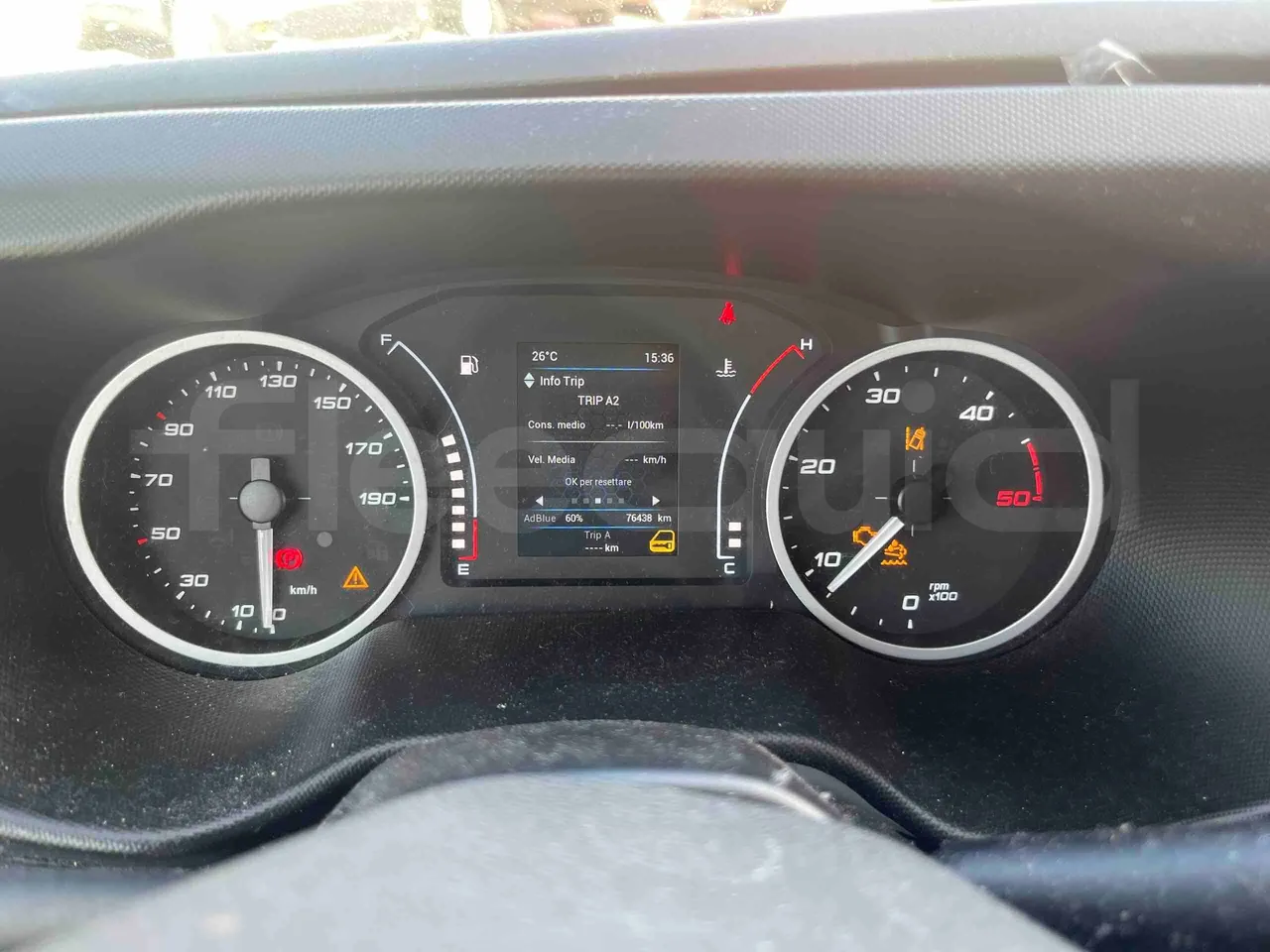 Iveco Daily A50 S30 VI - Euro6 - 132kW - 7.168mt - radio accessories photo