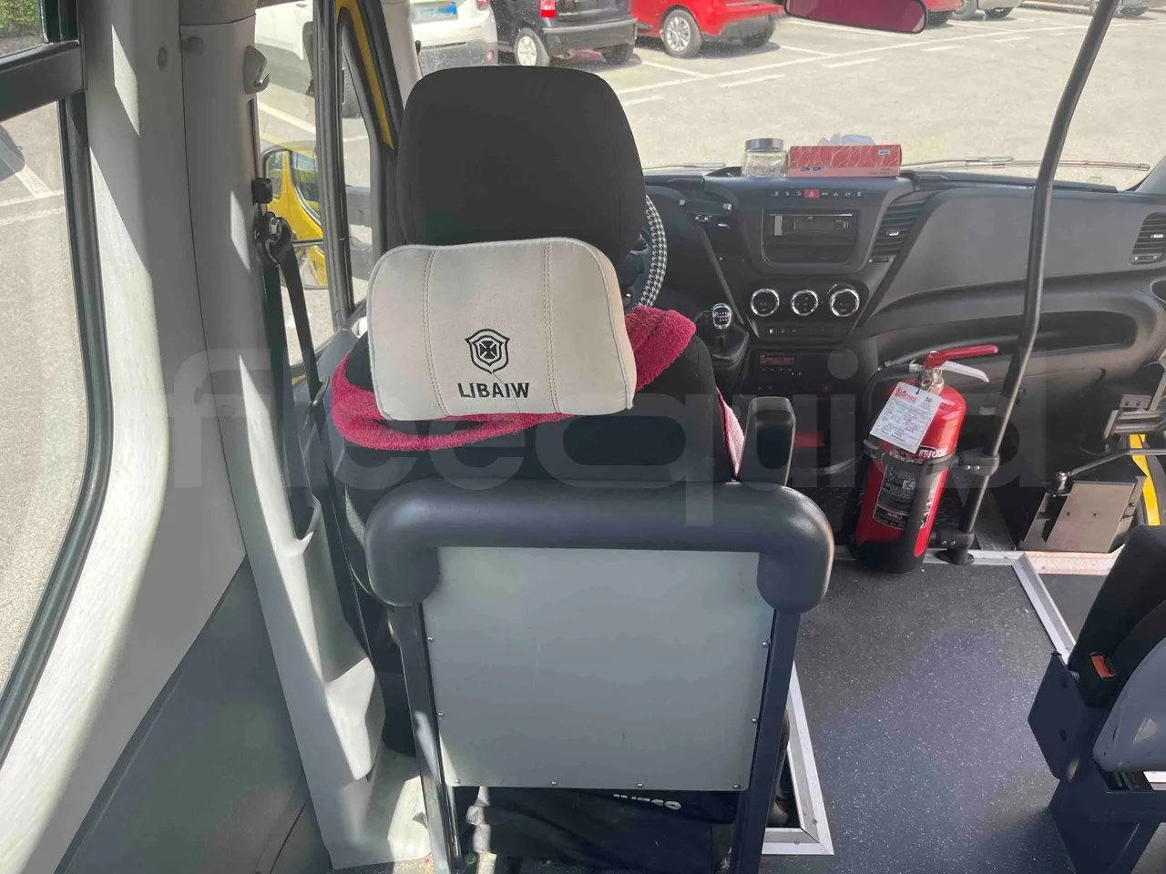 Iveco Daily A50 S30 VI - Euro6 - 132kW - 7.168mt - floor hatches photo