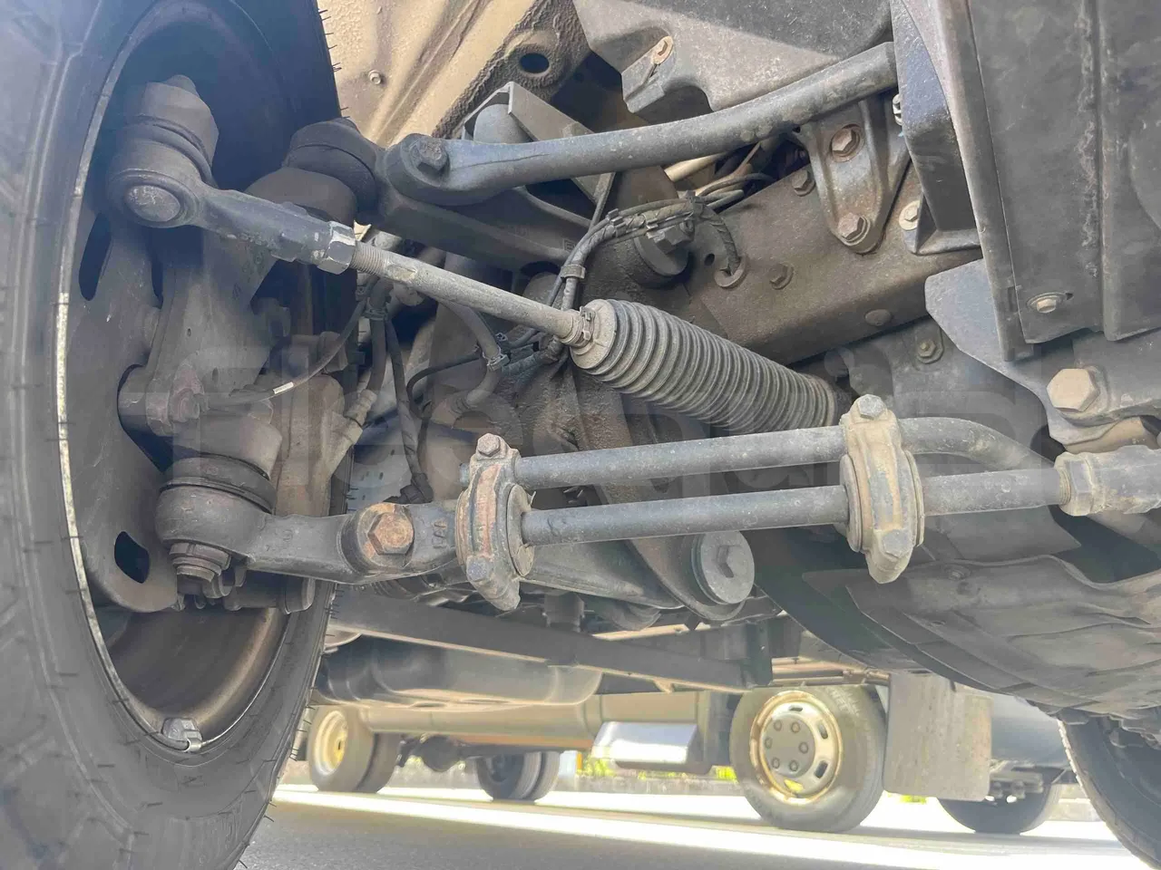Iveco Daily A50 S30 VI - Euro6 - 132kW - 7.168mt - front axle right side
