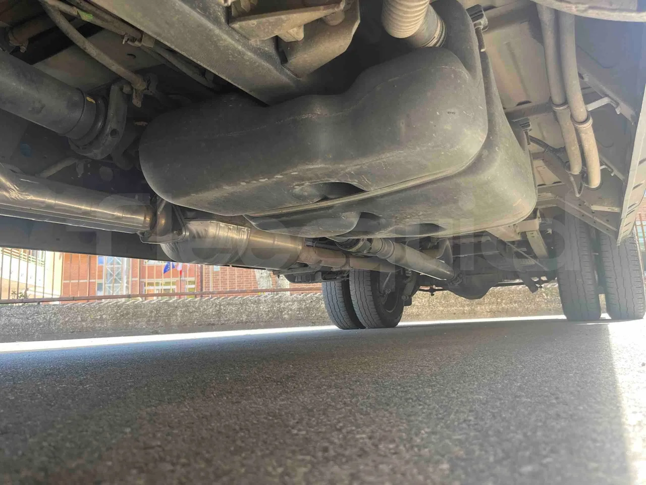 Iveco Daily A50 S30 VI - Euro6 - 132kW - 7.168mt - central undercarriage photo
