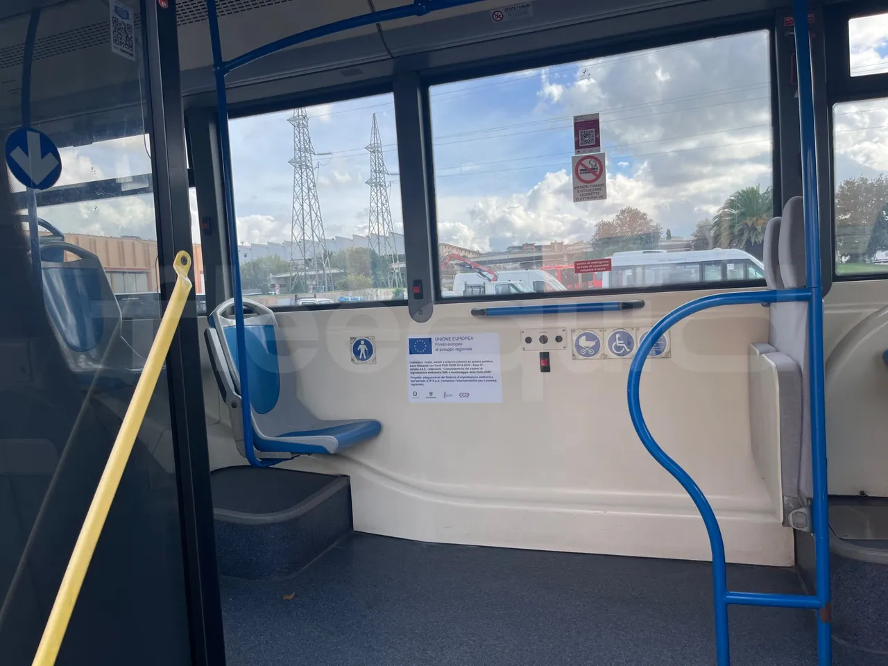 BredaMenarinibus Vivacity Plus C - Euro5 - 161kW - 8mt - disabled area photo