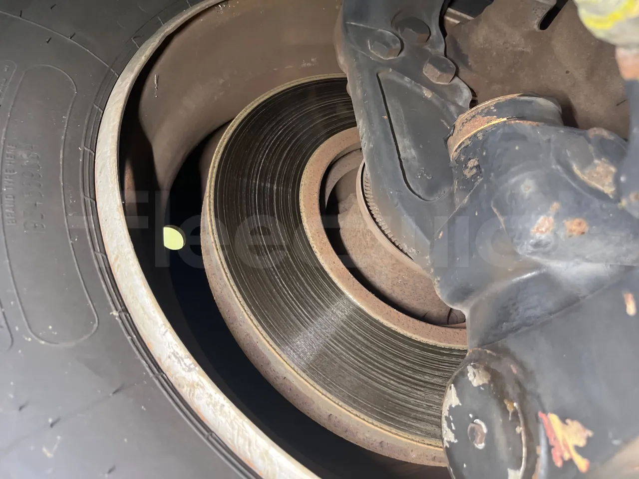 BredaMenarinibus Vivacity Plus C - Euro5 - 161kW - 8mt - front discs left