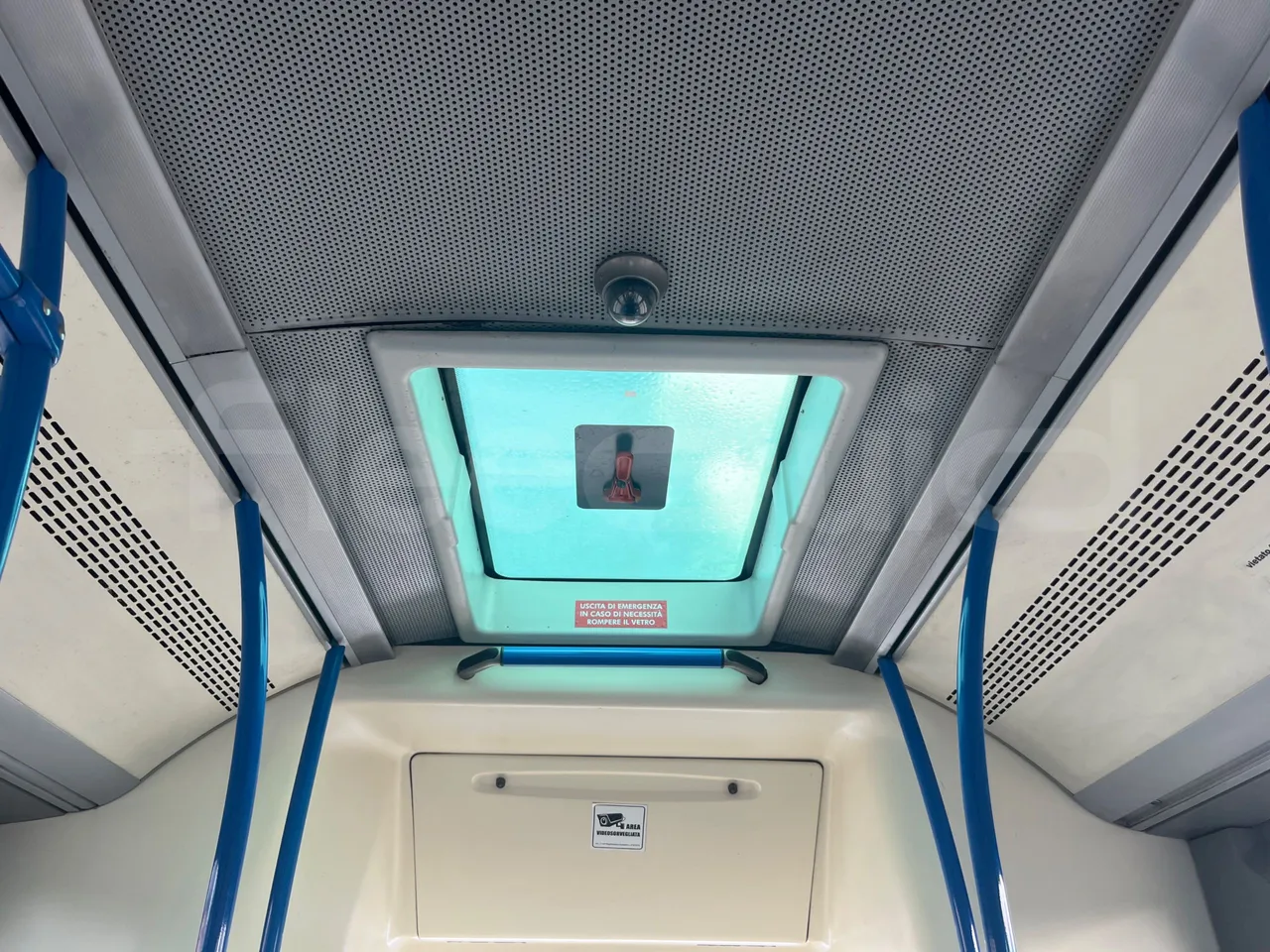 BredaMenarinibus Vivacity Plus C - Euro5 - 161kW - 8mt - roof hatch 1