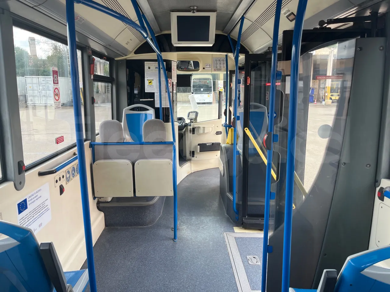 BredaMenarinibus Vivacity Plus C - Euro5 - 161kW - 8mt - forward view all seats last row height