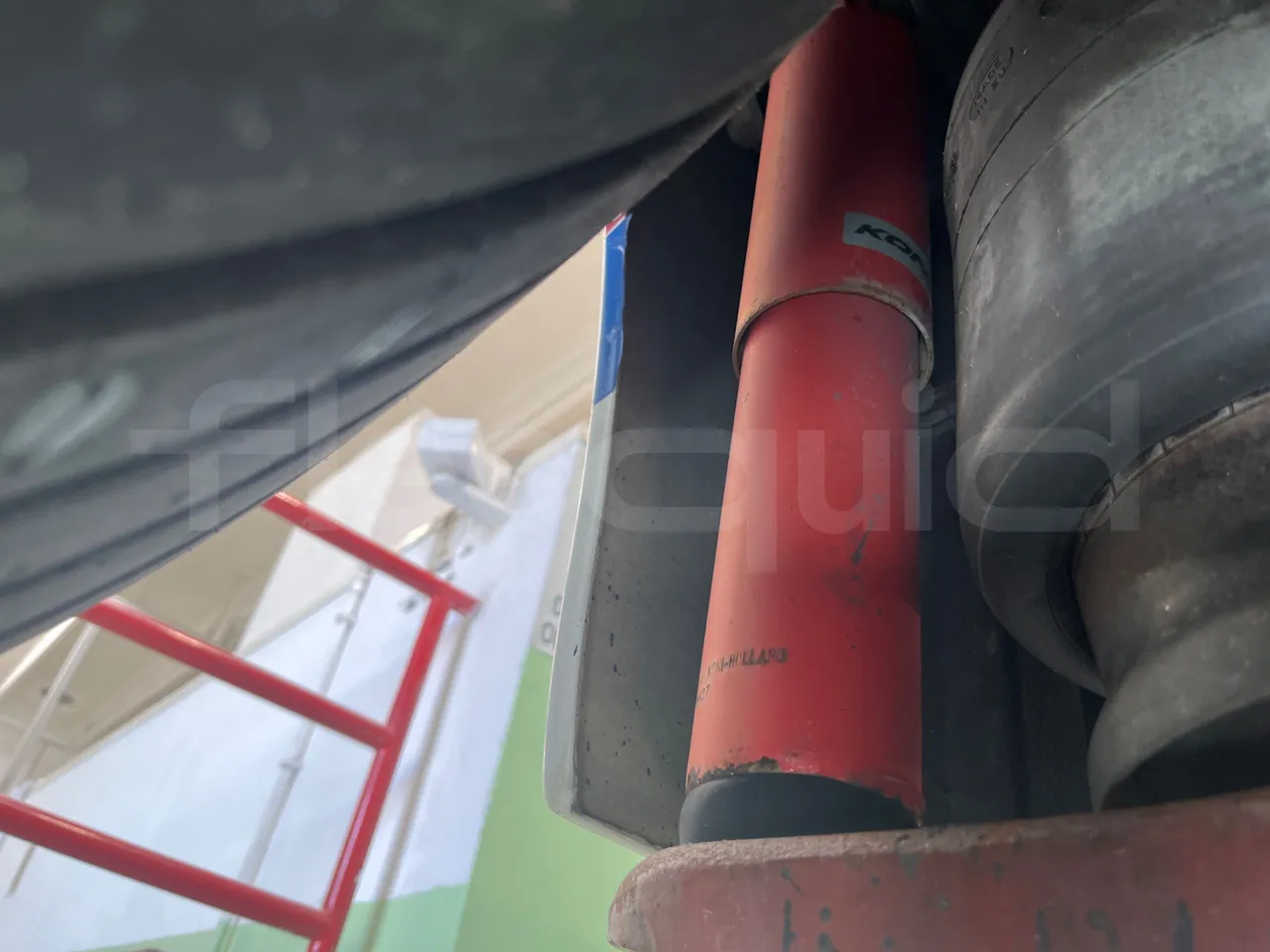 BredaMenarinibus Vivacity Plus C - Euro5 - 161kW - 8mt - axle 2 shock absorbers 1 left