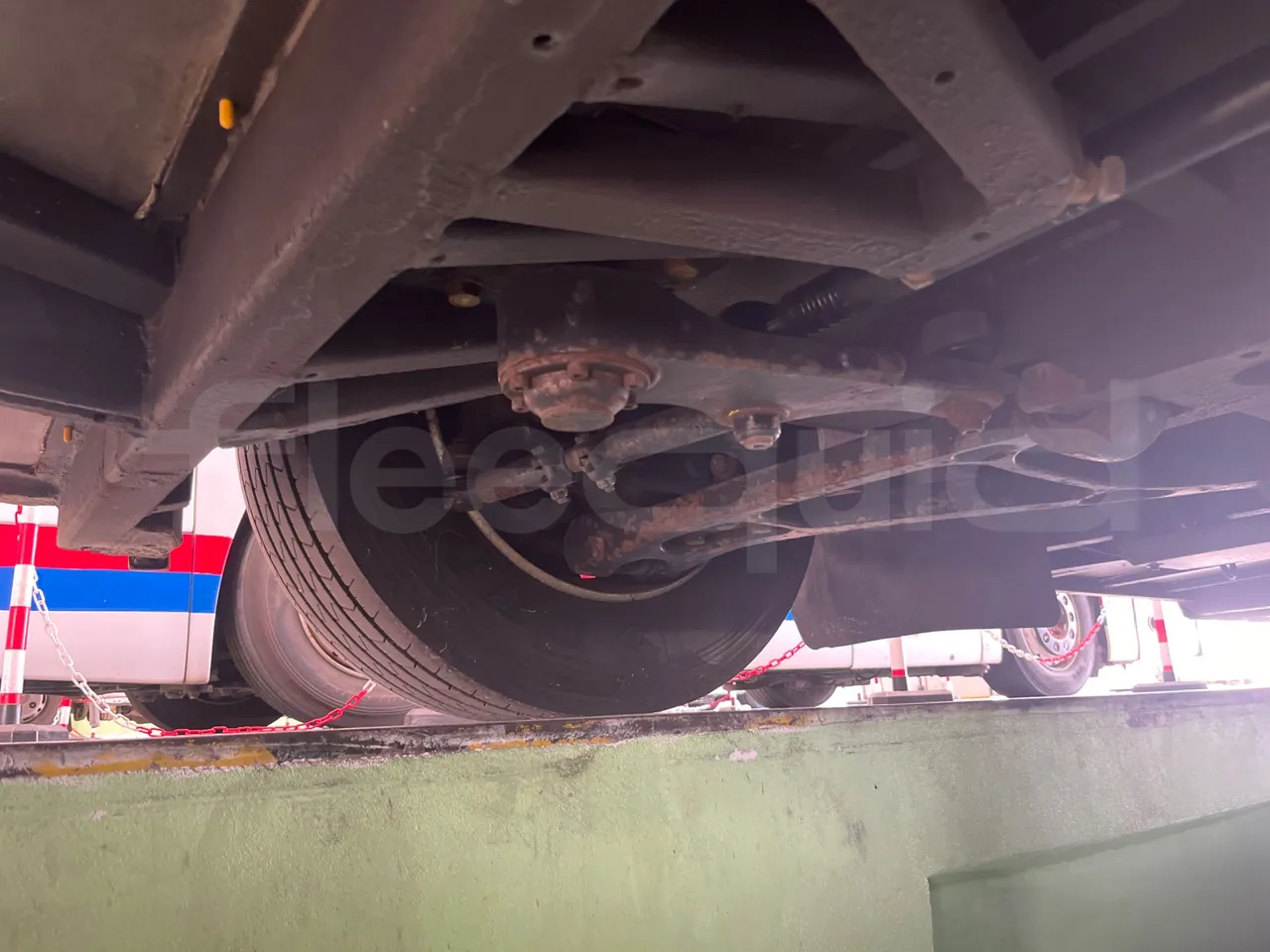 BredaMenarinibus Vivacity Plus C - Euro5 - 161kW - 8mt - front axle right side