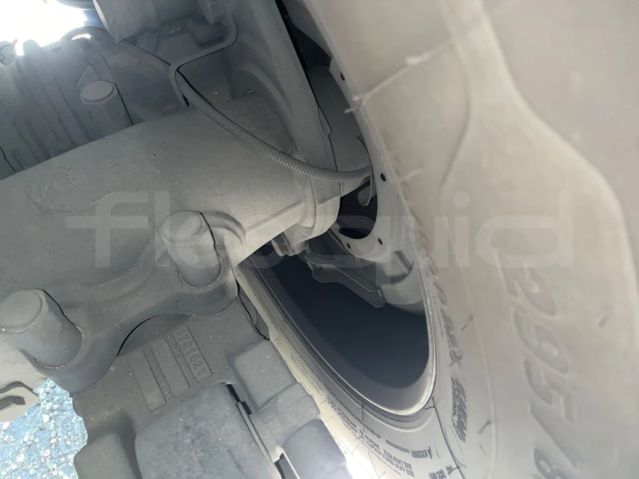 Scania Touring HD Touring HD - Euro6 - 302kW - 12.860 mt - axle 2 discs right