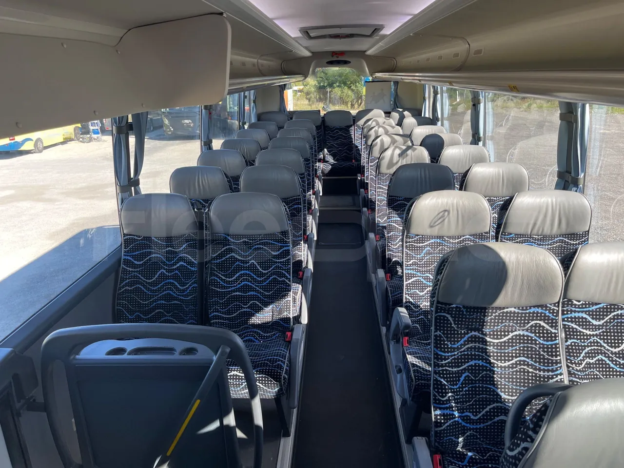 Scania Touring HD Touring HD - Euro6 - 302kW - 12.860 mt - reverse view middle aisle