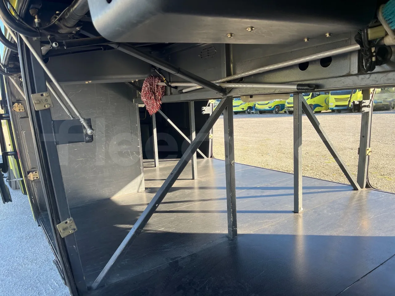 Scania Touring HD Touring HD - Euro6 - 302kW - 12.860 mt - internal frame rust check