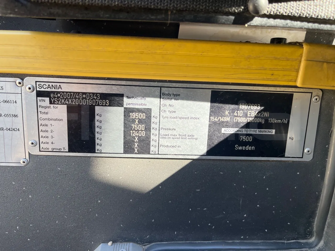 Scania Touring HD Touring HD - Euro6 - 302kW - 12.860 mt - vehicle plate photo