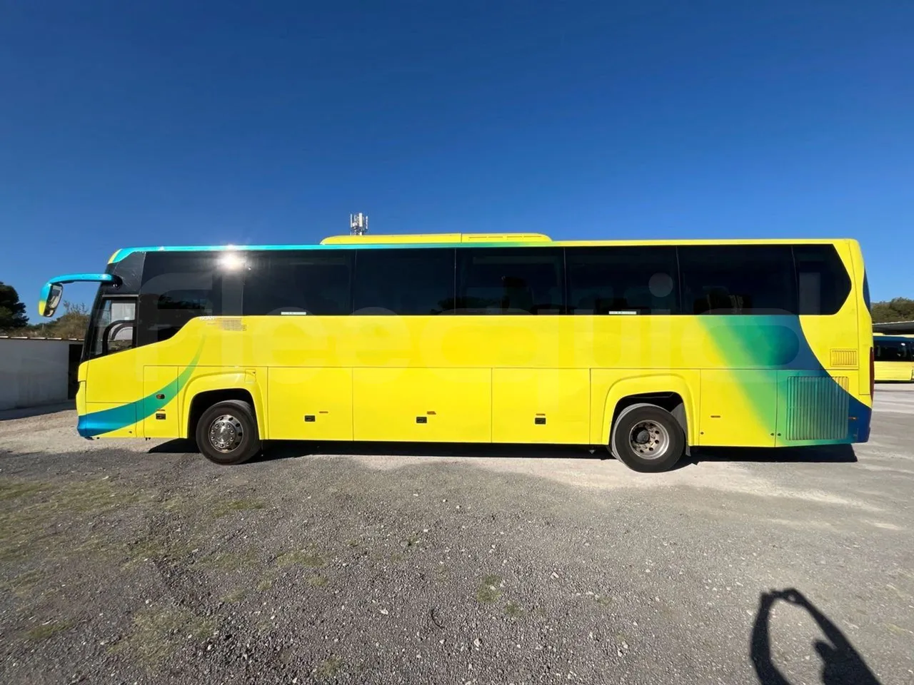 Scania Touring HD Touring HD - Euro6 - 302kW - 12.860 mt - left side photo