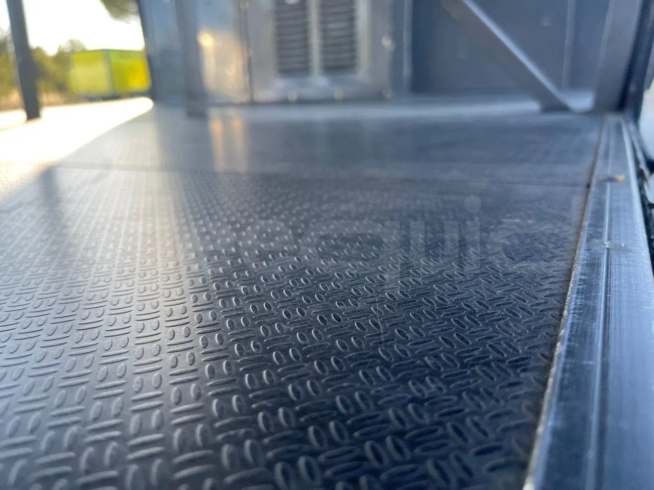 Scania Touring HD Touring HD - Euro6 - 302kW - 12.860 mt - under carpet photo