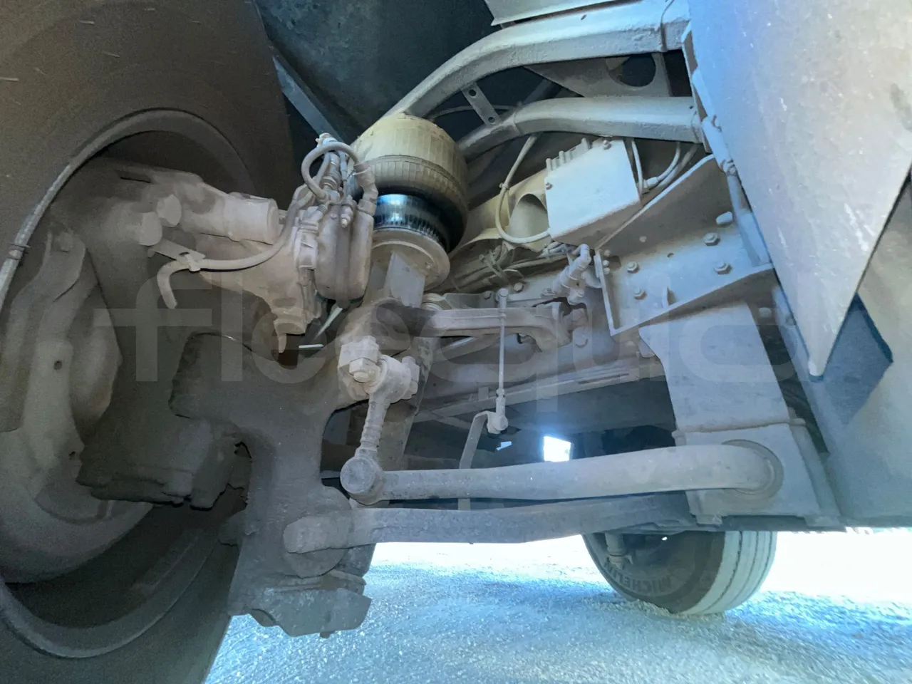 Scania Touring HD Touring HD - Euro6 - 302kW - 12.860 mt - front axle right side
