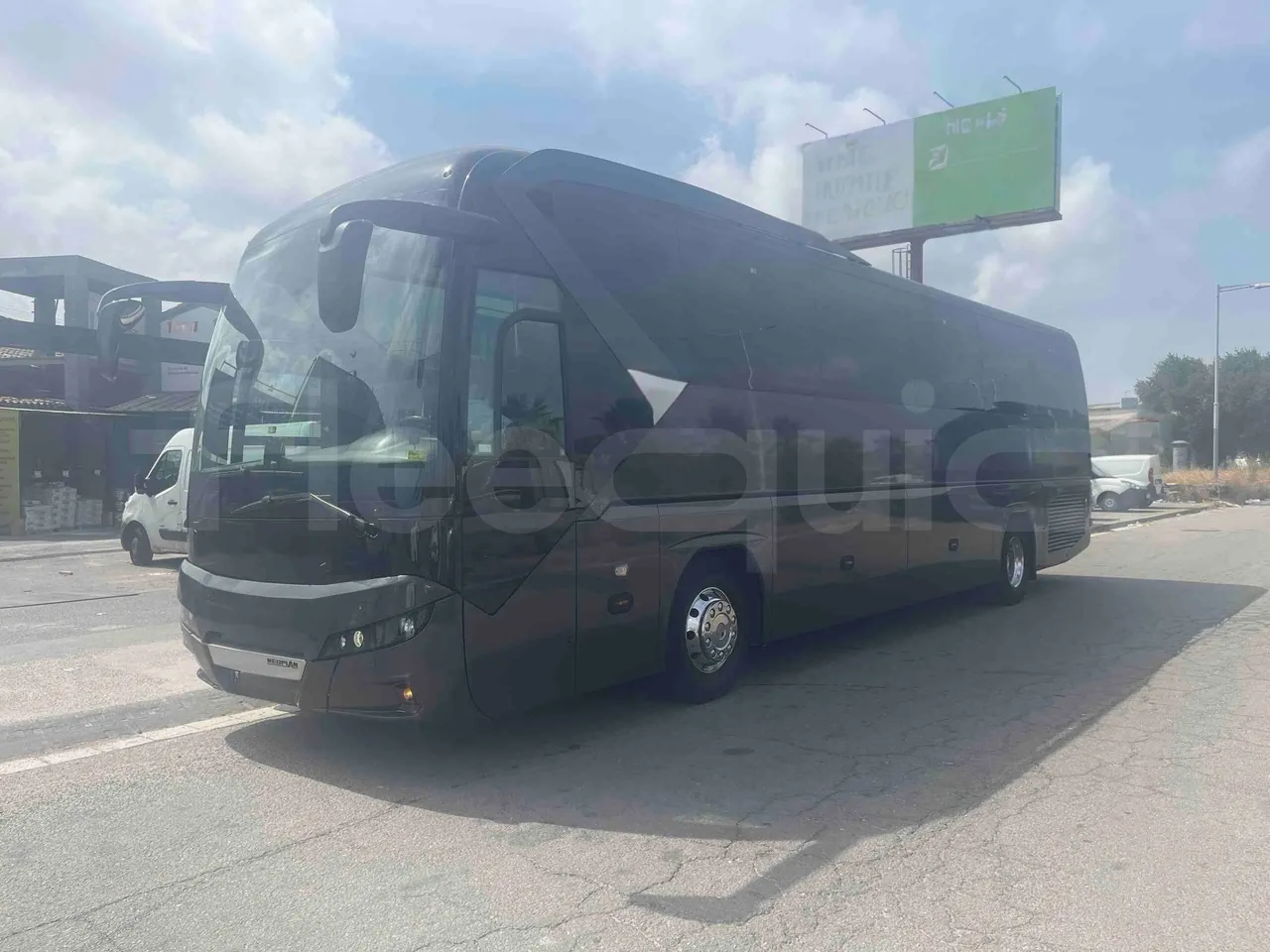 Neoplan Tourliner - 3/4 Front Left Side