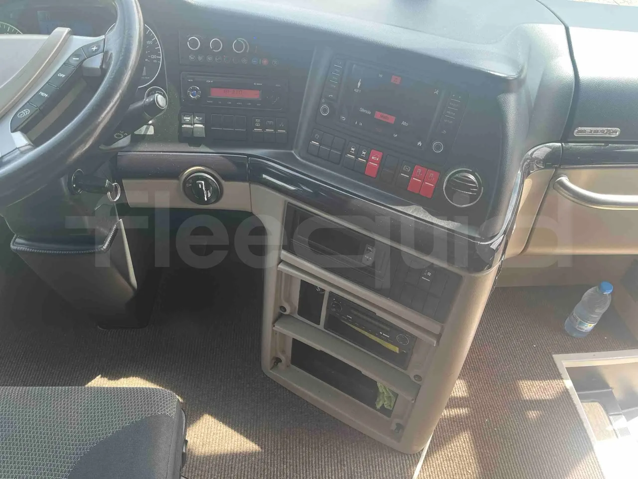 Neoplan Tourliner - Radio