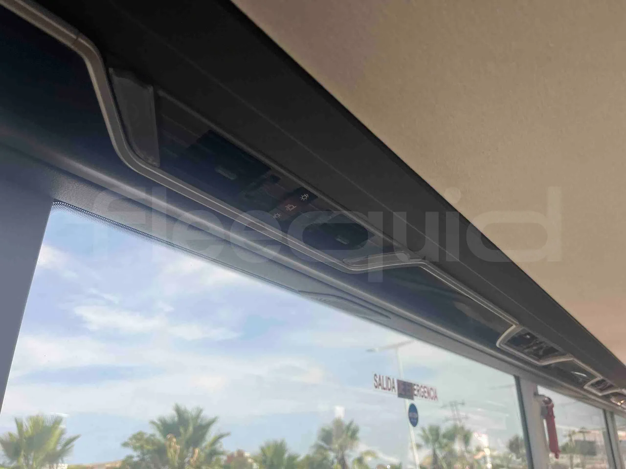 Neoplan Tourliner - Usb Charging