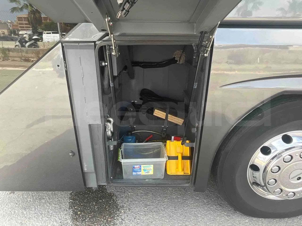 Neoplan Tourliner - Platform Open