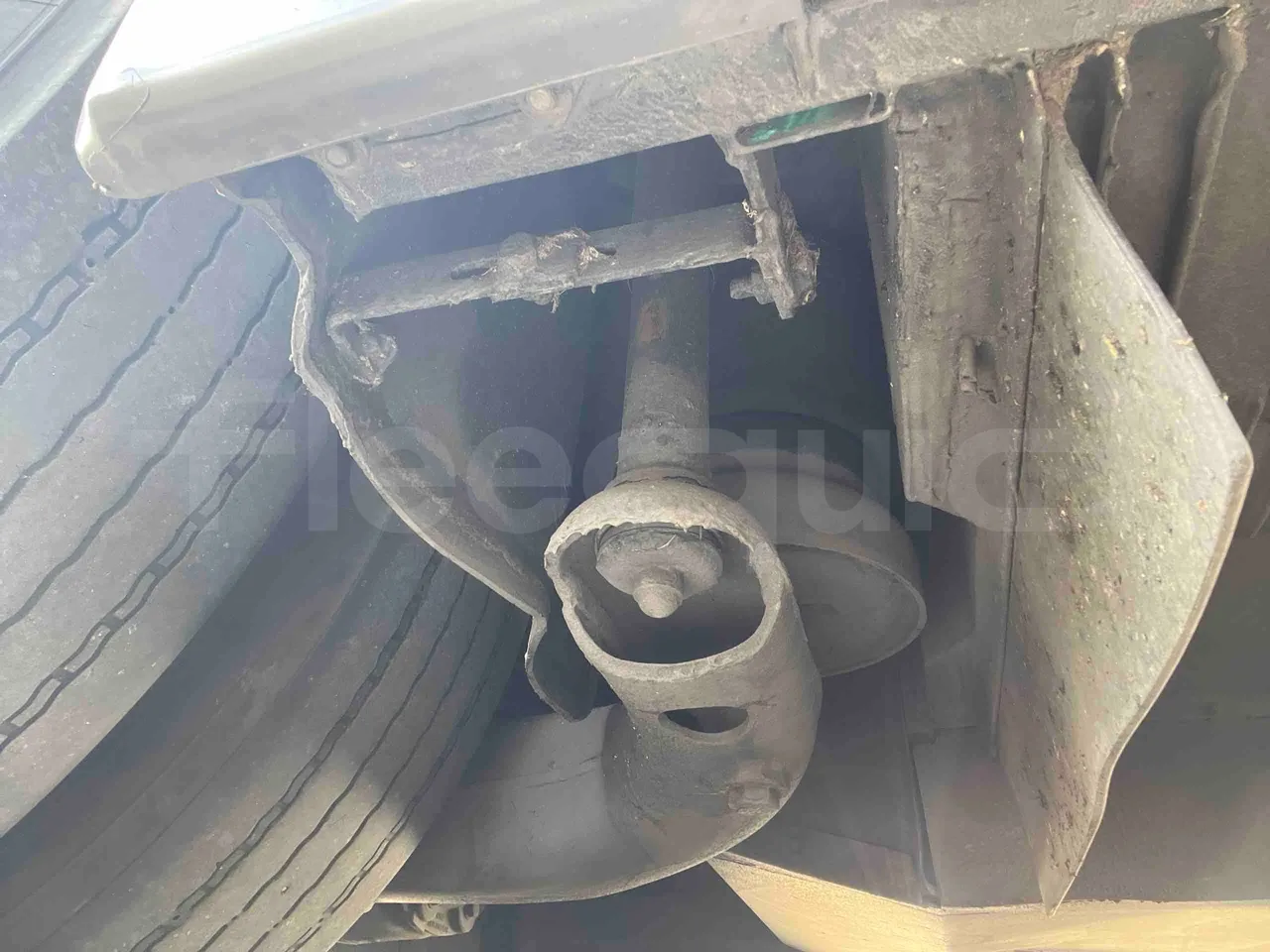 Neoplan Tourliner - Second Axle Central