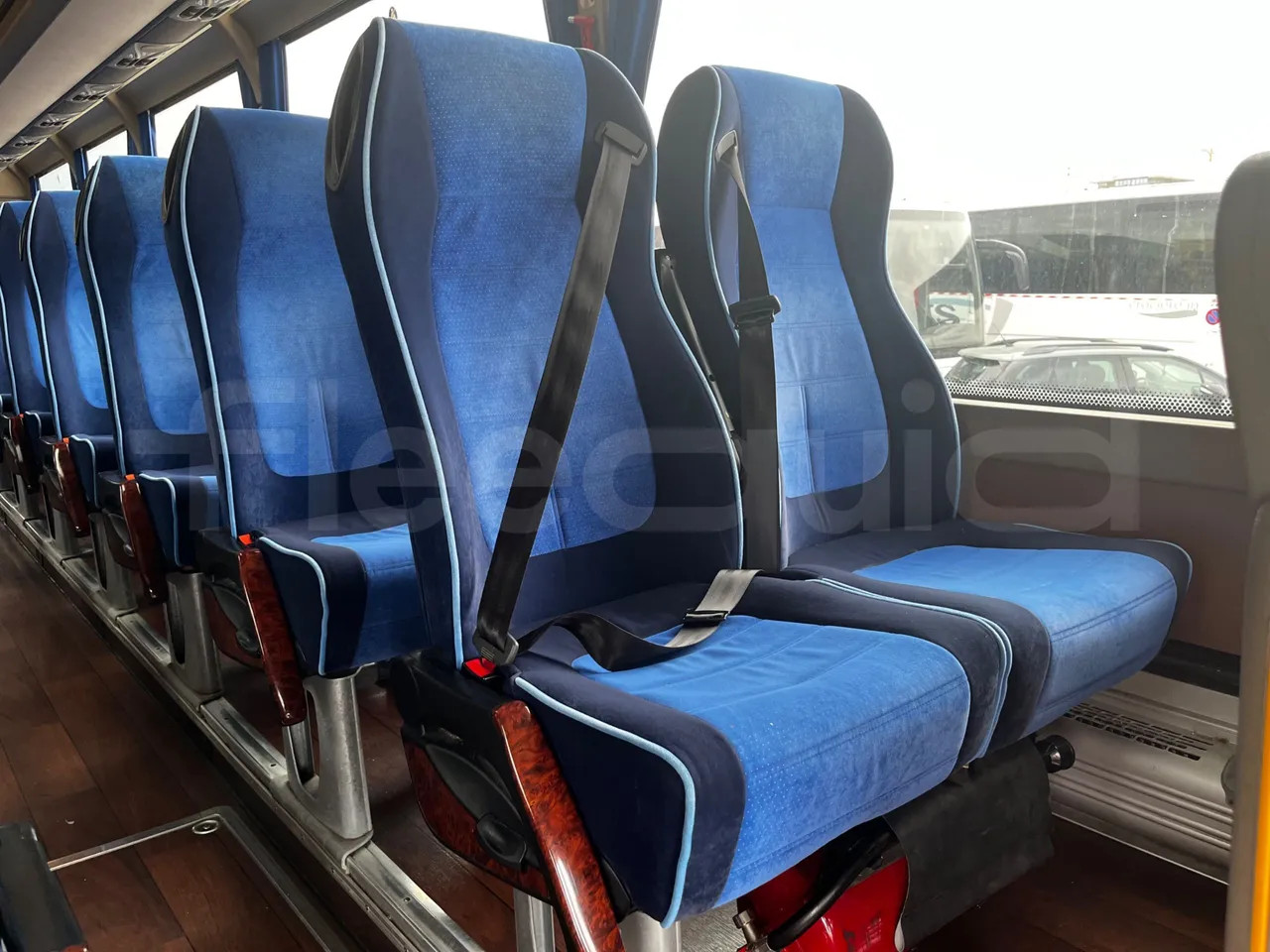 Iveco Magelys - single seat detail