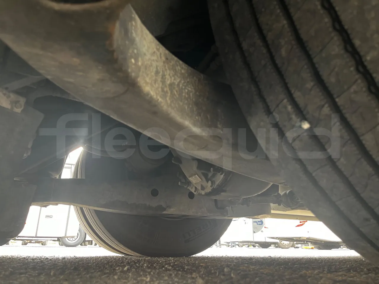 Iveco Magelys - axle 2 discs right