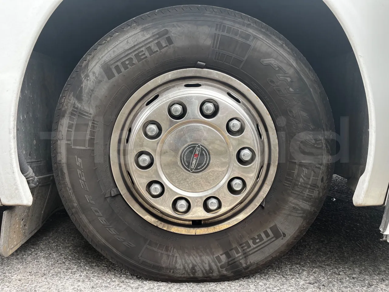 Iveco Magelys - front left tire measurements