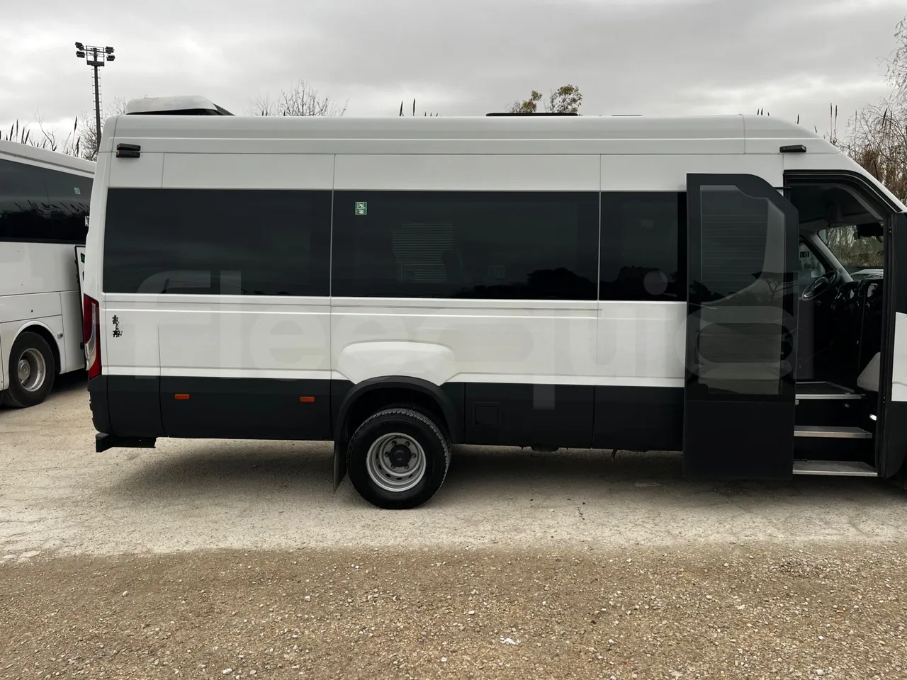 Iveco Daily A65C18 - EUR6 - 129kW - 7.686m - air conditioning compressor