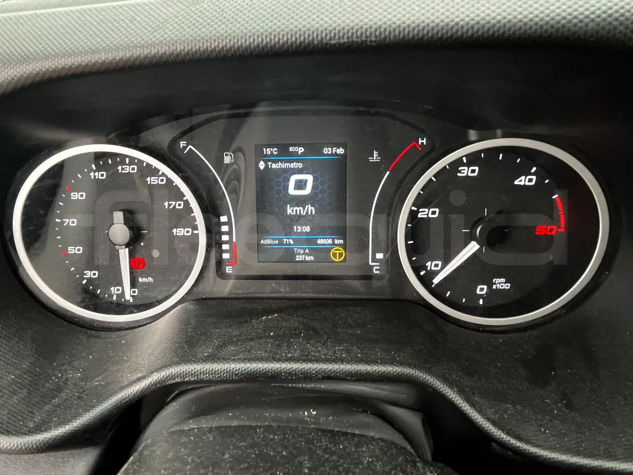 Iveco Daily A65C18 - EUR6 - 129kW - 7.686m - dashboard lights on